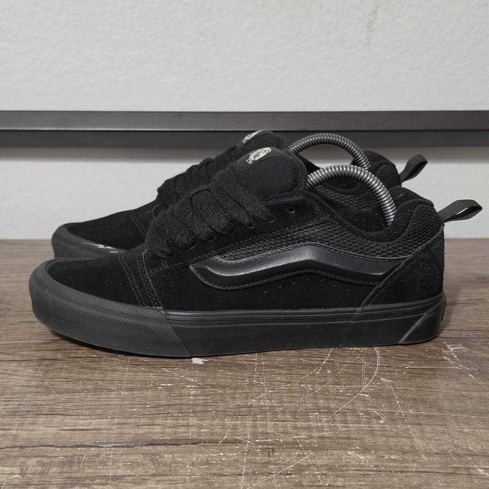 Vans Knu Skool Men's Athletic Skate Suede Shoes Sneakers Size 8 Black